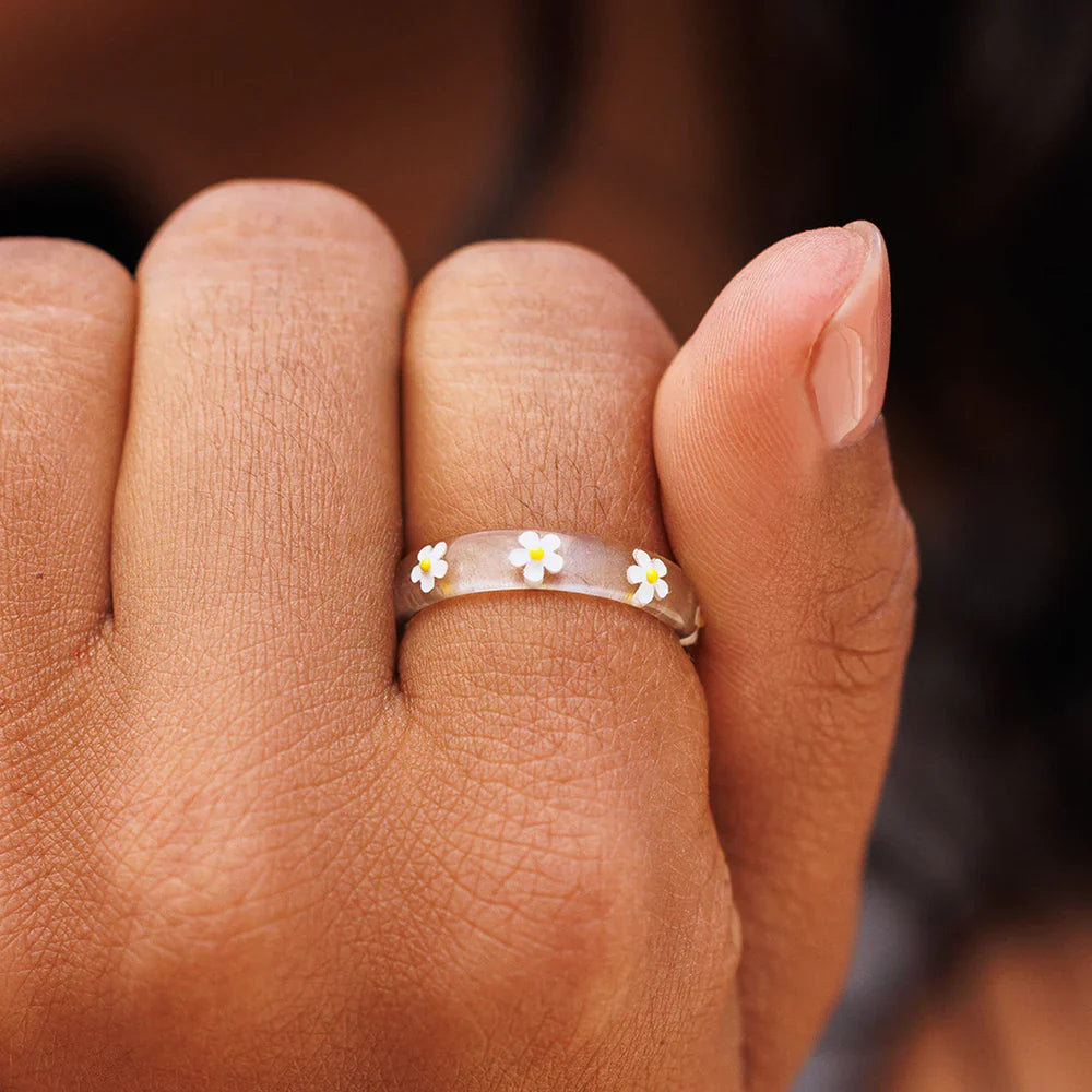 PURA VIDA - Daisy Resin Ring