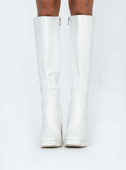 Montgomery Boots Matte White