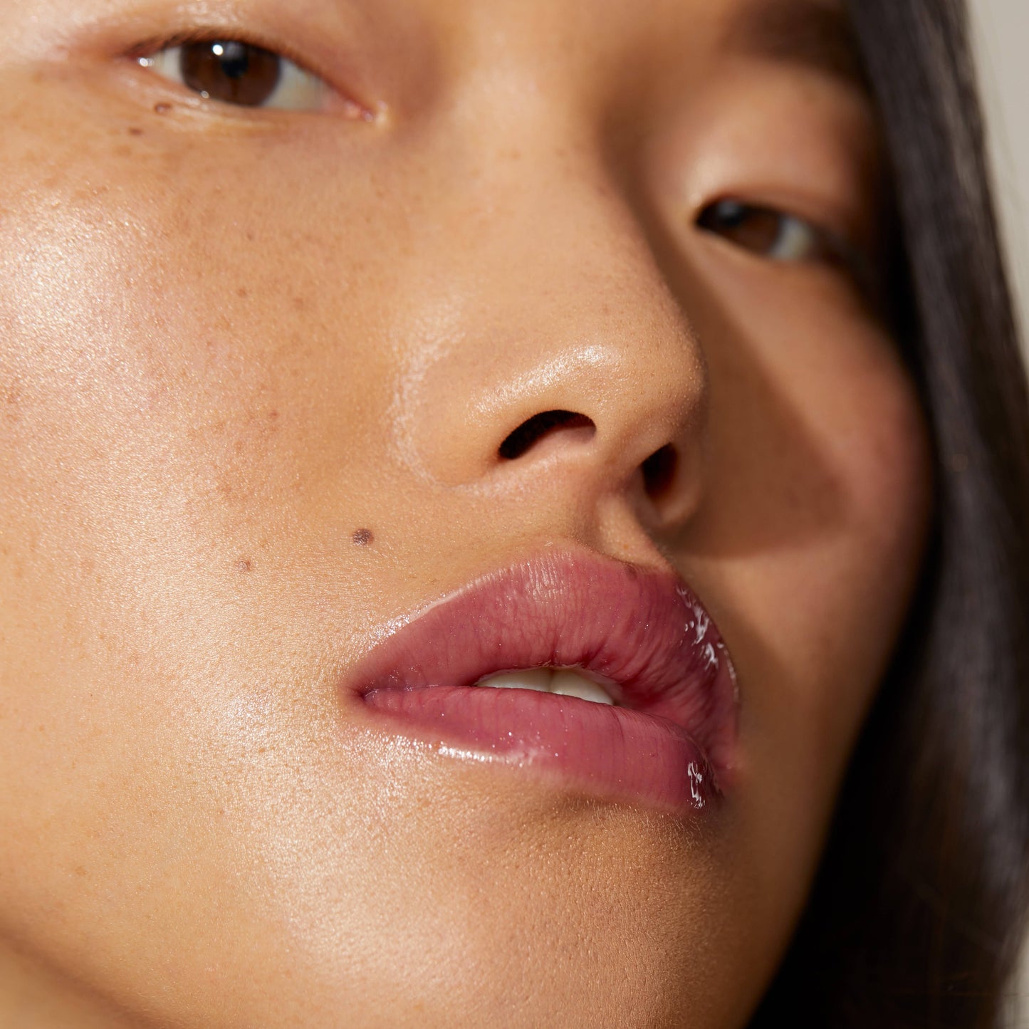 MINORI - Lip Gloss — Juneberry (Mauve)