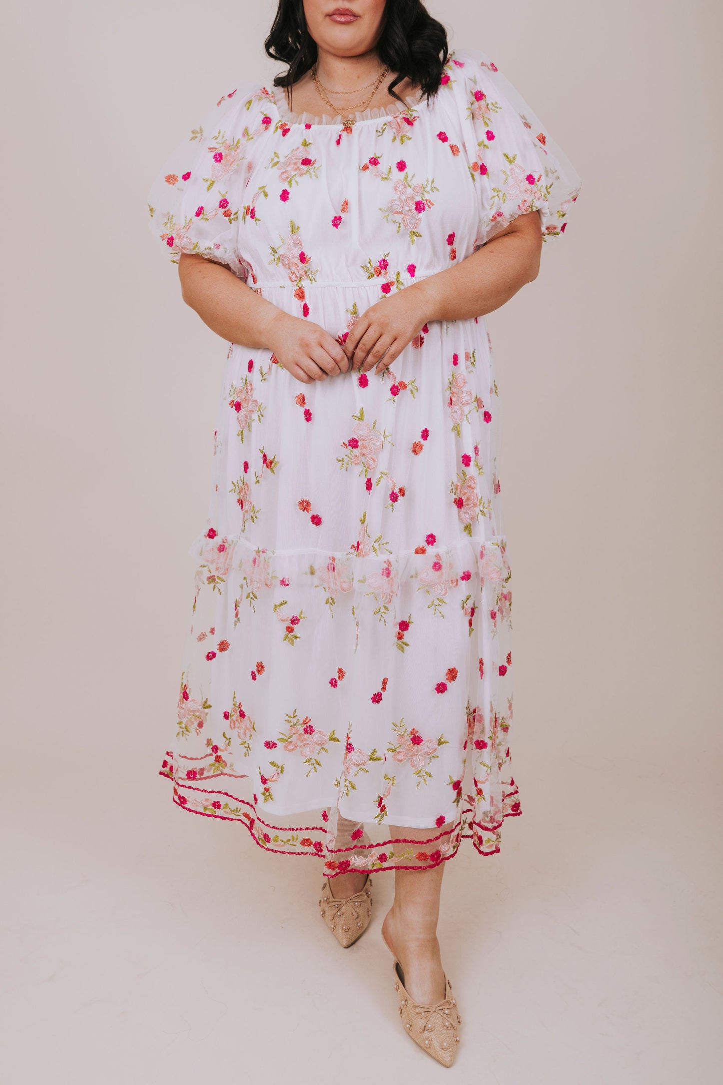 PLUS SIZE - Meet The Queen Dress