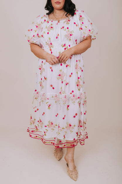 PLUS SIZE - Meet The Queen Dress
