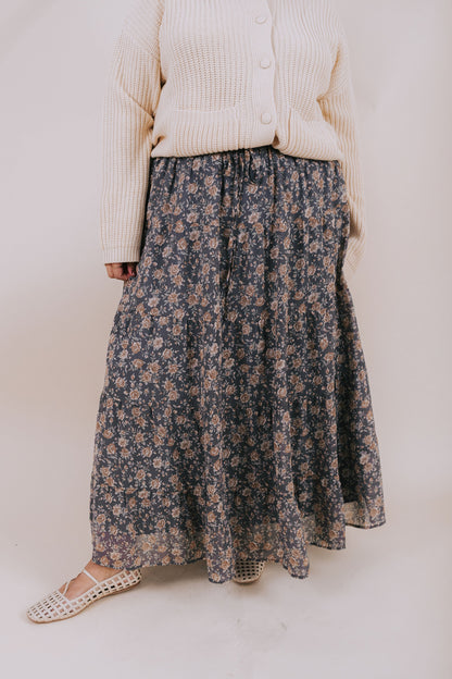 PLUS SIZE - Evening Garden Skirt