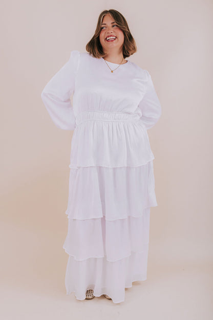 PLUS SIZE - The White: Whitney