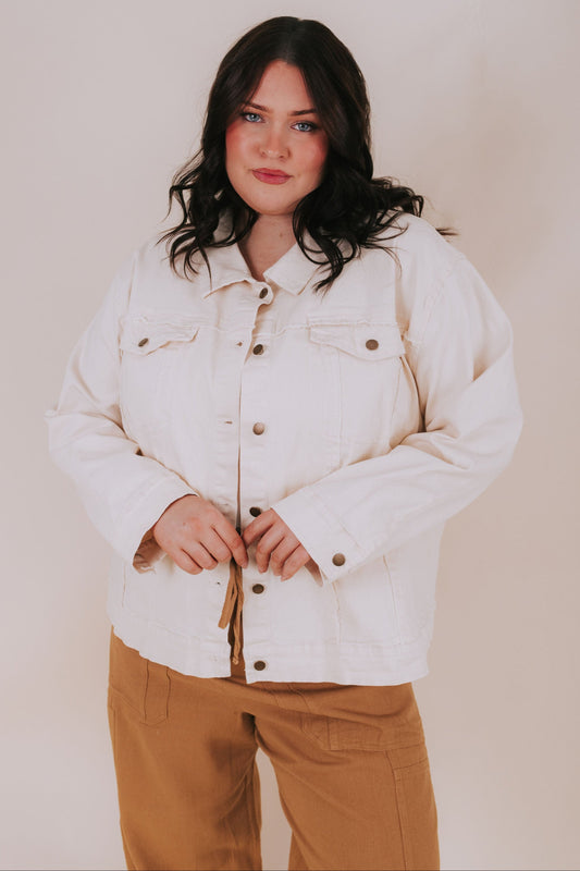 PLUS SIZE - Short Stay Jacket
