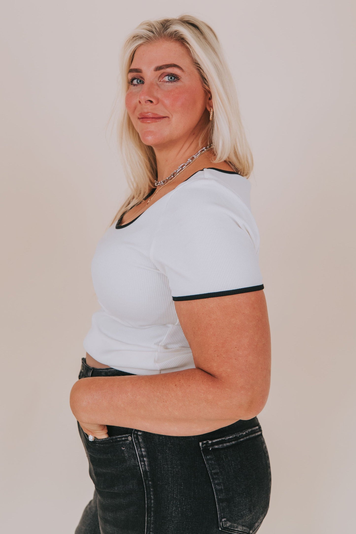 PLUS SIZE - Hard To Forget Top - 2 Colors!