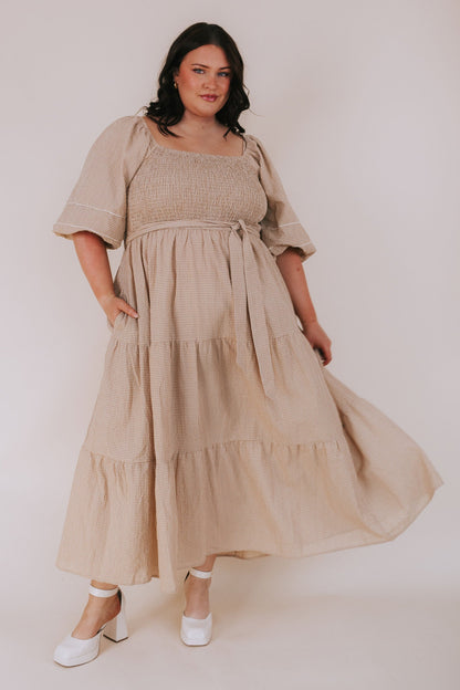 PLUS SIZE - Come See Me Dress