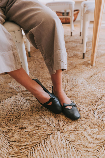 FREE PEOPLE - Mania Bow Flat