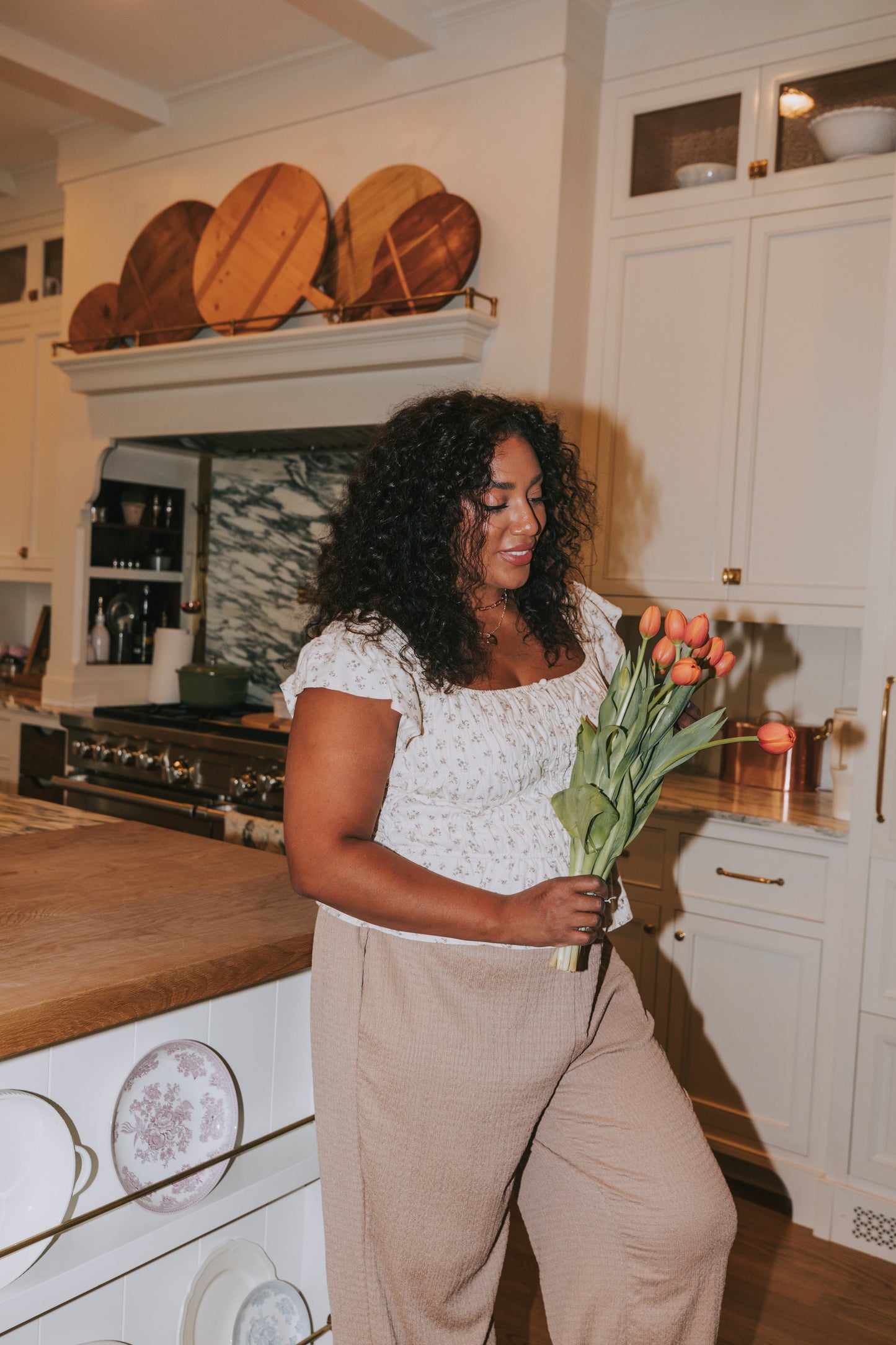 PLUS SIZE - Floral Frill Top