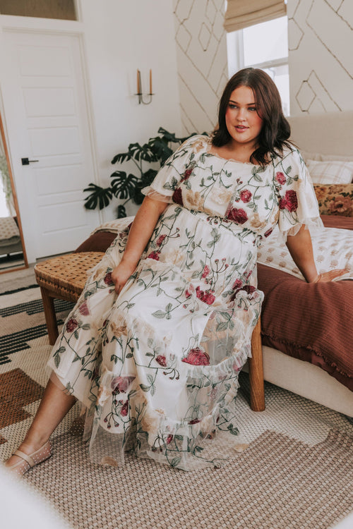 PLUS SIZE - Sweet Heart Of Yours Dress