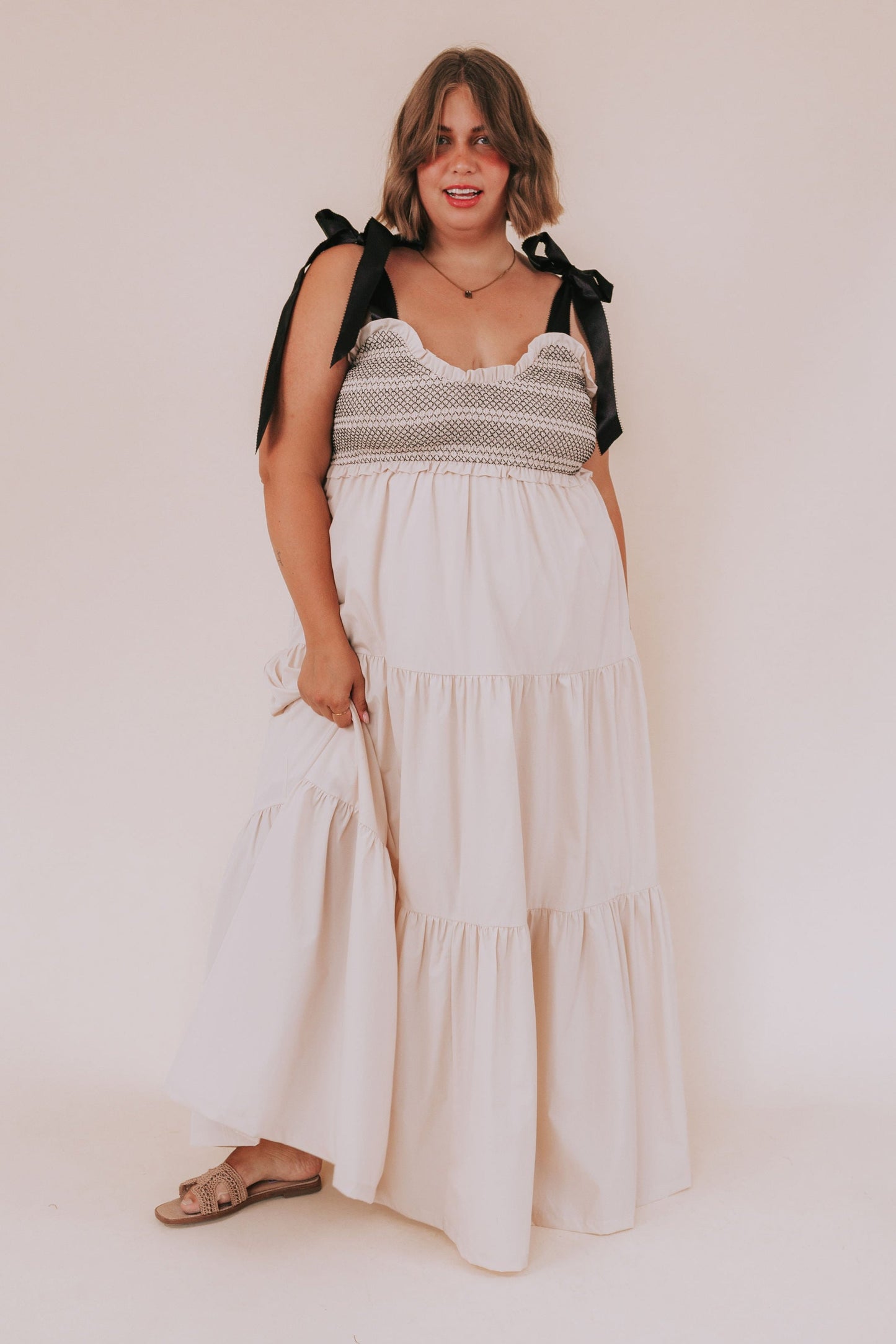 PLUS SIZE - Nostalgic Nights Dress