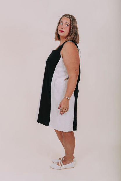PLUS SIZE - Contrast Couture Dress
