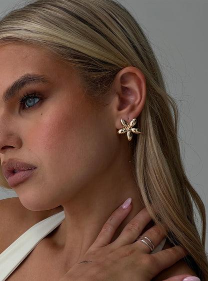 Torquil Earrings Gold