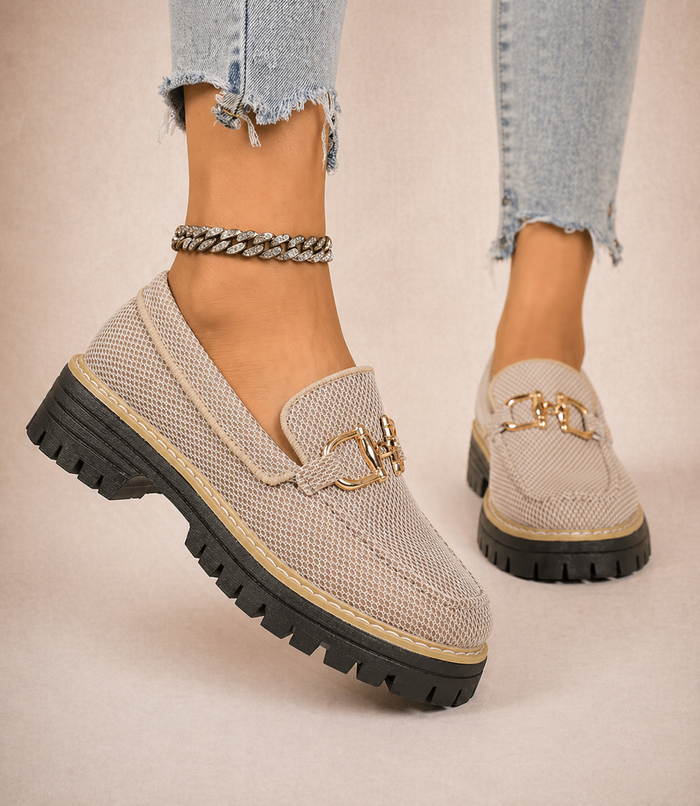 Breathable mesh loafers with thick sole