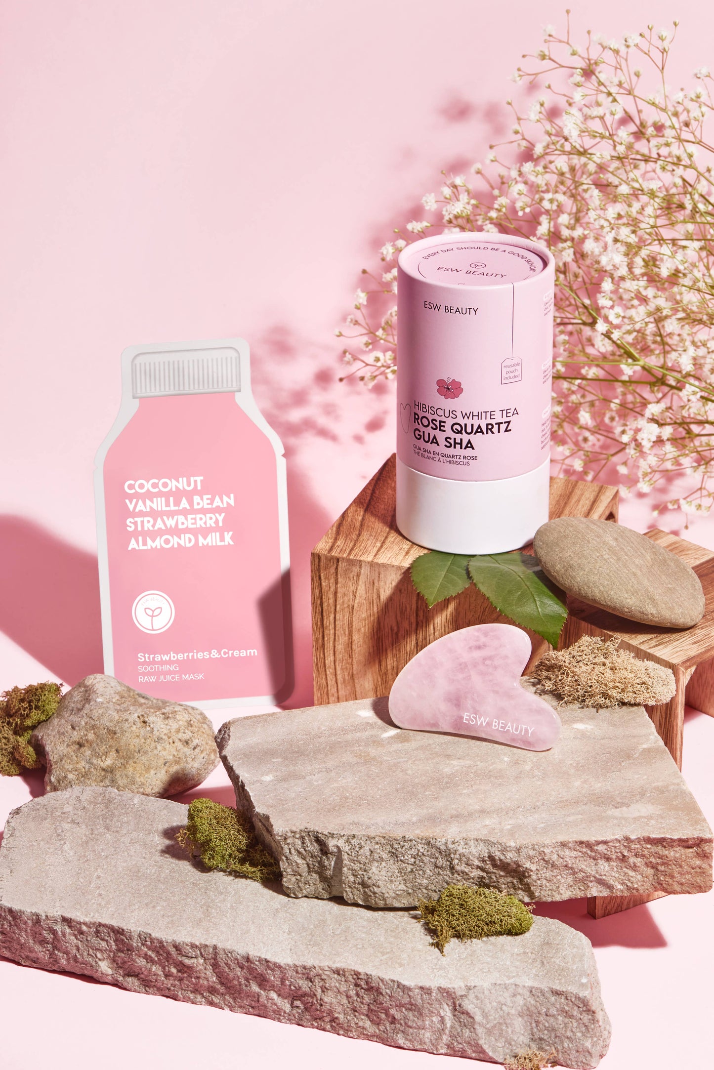 ESW BEAUTY- Strawberries and Cream Soothing Raw Juice Mask