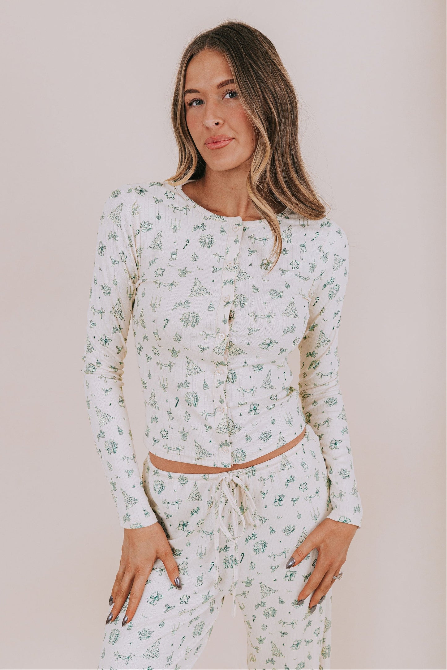Merry Mistletoe Top