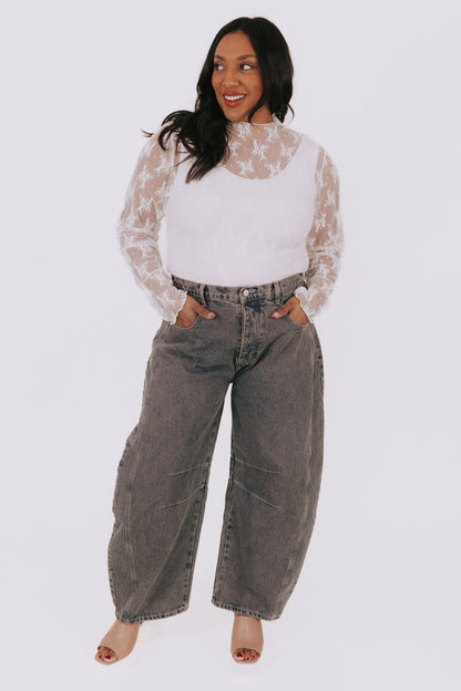 PLUS SIZE - Lonely Star Barrel Jeans