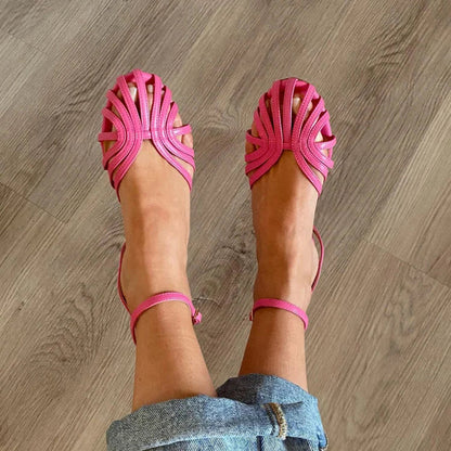 FLAT WOVEN SANDAL