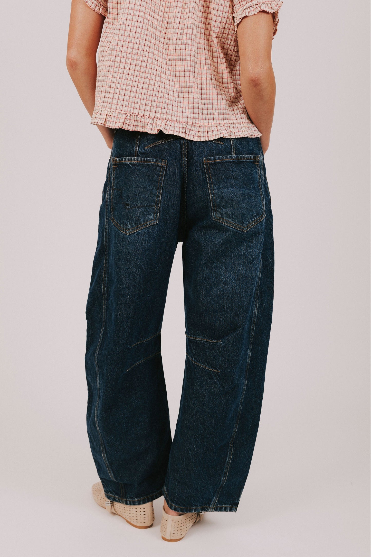 FREE PEOPLE - Good Luck Mid-Rise Barrel Jeans - 7 Colors!