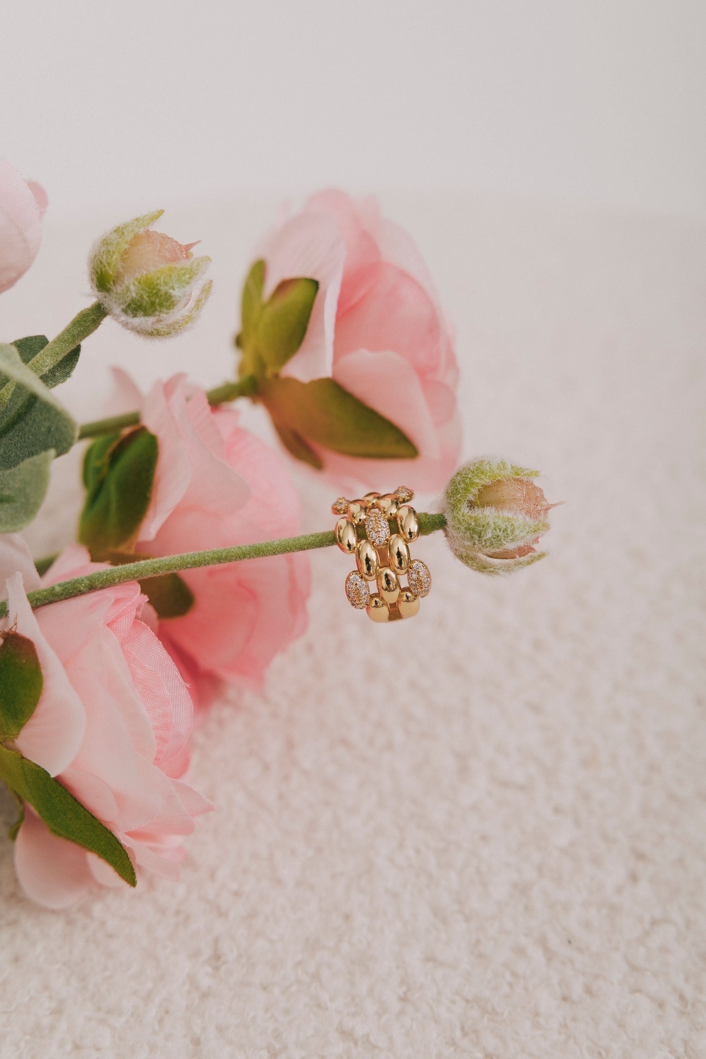 Nonchalant Ring - 18K Gold Plated