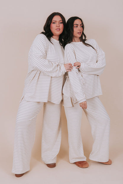 INCLUSIVE SIZING - Cozy Seaside Top - 2 Colors!
