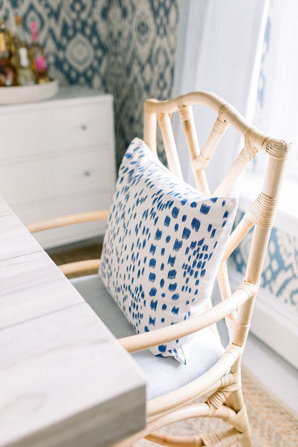 Les Touches Dark Blue (Last Chance)