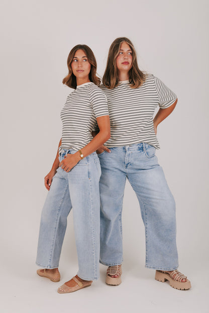 INCLUSIVE SIZING - RISEN - Simplify Jeans