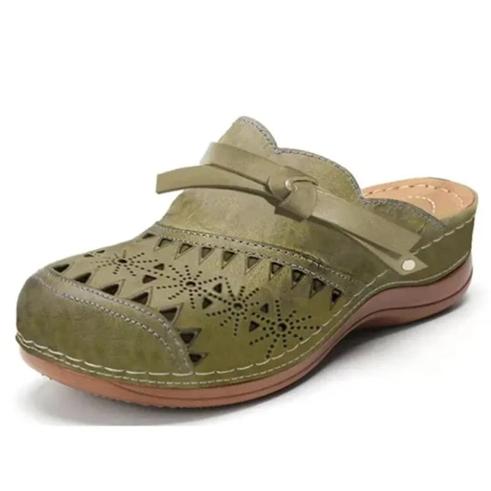 Lya | Comfortable Everyday Clogs