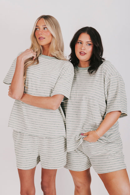 INCLUSIVE SIZING - Mint Condition Top - 2 Colors!