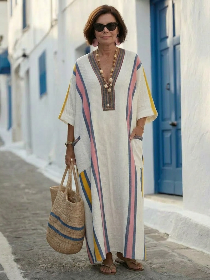 Noemi | Maxi Dress with V-Neck and Short Sleeves with Pockets