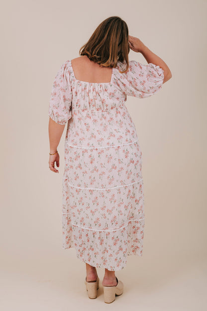PLUS SIZE - Run Into You Dress