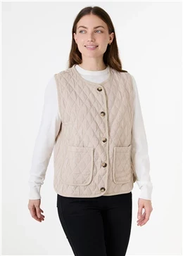 Round Neck Boxy Diamond Quilted Gilet