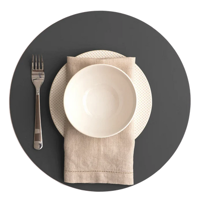 RUCA ROUND PLACEMAT GRAFITE (GREY 80 ) (SET OF 4)
