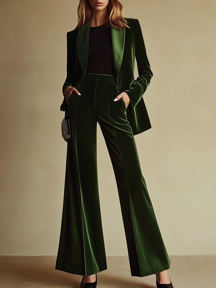 Violetta - elegant ensemble costume