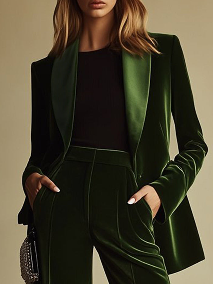 Violetta - elegant ensemble costume