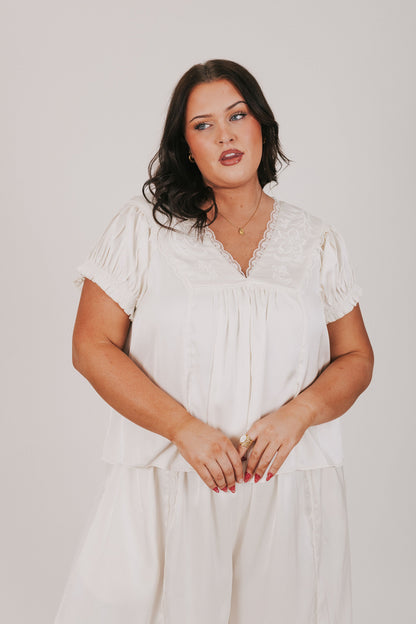 INCLUSIVE SIZING - Main Event Top